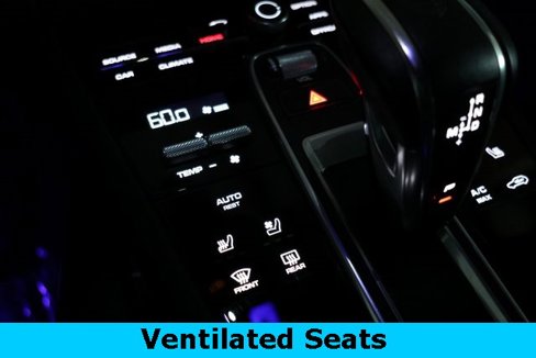 Used 2020 Porsche Cayenne Turbo image 33