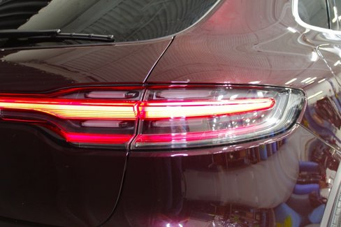 Used 2023 Porsche Macan S image 16