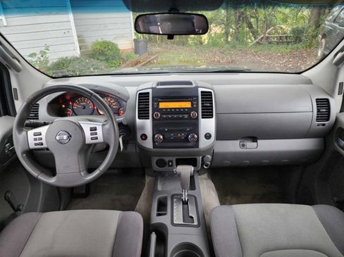 Used 2014 Nissan Frontier S image 18