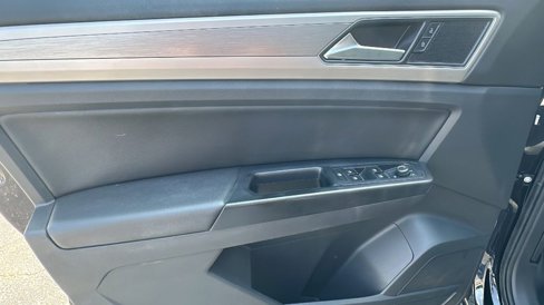 Used 2019 Volkswagen Atlas SE image 14
