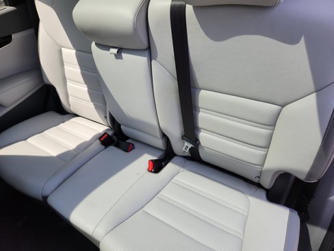 Used 2018 Kia Sorento SX image 26