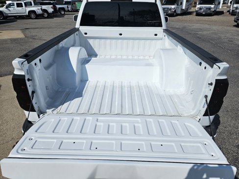 Used 2018 Chevrolet Silverado 1500 W/T w/ Trailering Package image 9