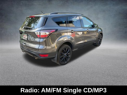 Used 2017 Ford Escape SE w/ SE Sport Appearance Package image 6