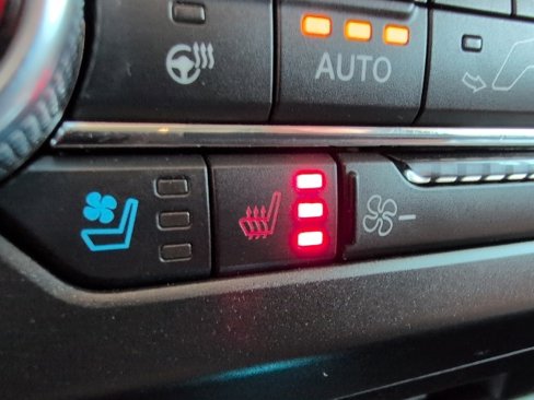 Used 2019 Ford Expedition Limited image 43