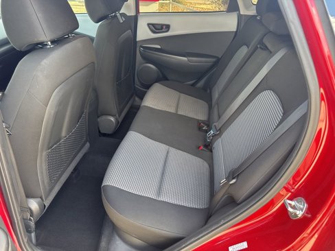 Used 2019 Hyundai Kona SE image 9