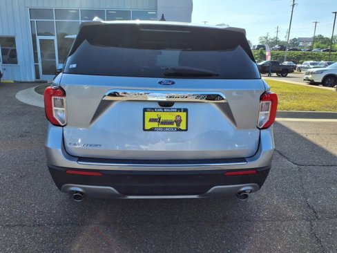 Used 2022 Ford Explorer Limited image 4