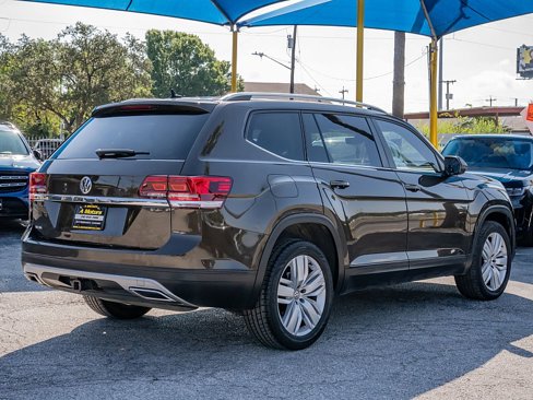 Used 2019 Volkswagen Atlas SE w/ Panoramic Sunroof Package image 5