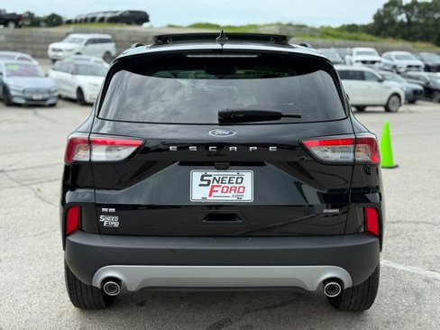 Used 2022 Ford Escape SE w/ Cold Weather Package image 6