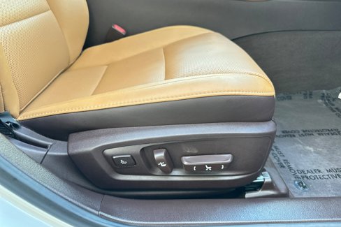 Used 2018 Lexus ES 350 w/ Navigation System Package image 22