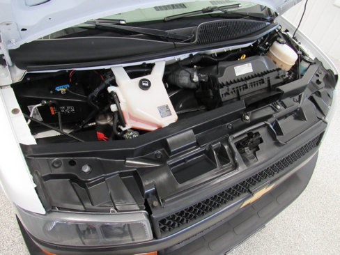 Used 2021 Chevrolet Express 2500 w/ Driver Convenience Package image 32