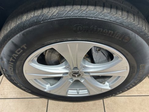 Used 2018 Mercedes-Benz GLC 300 4MATIC image 22