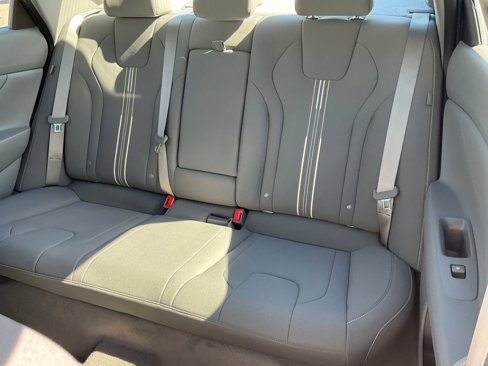 Used 2024 Hyundai Elantra SEL w/ Convenience Package image 23