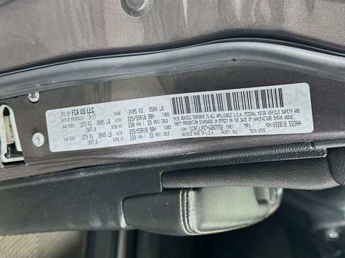 Used 2017 Jeep Cherokee Altitude image 12