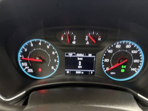 Used 2020 Chevrolet Equinox LS image 33