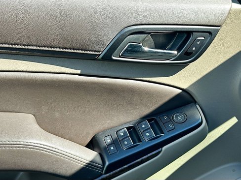 Used 2019 Chevrolet Tahoe LT image 17