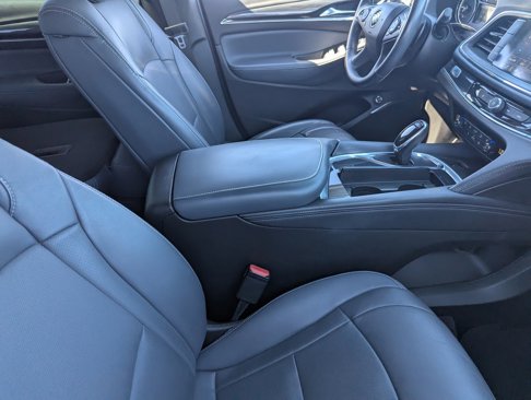 Used 2021 Buick Enclave Essence w/ Sport Touring Edition image 7
