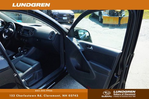 Used 2017 Volkswagen Tiguan Wolfsburg Edition image 20
