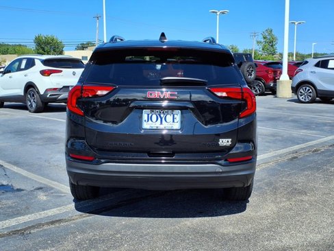 Used 2021 GMC Terrain SLE w/ Elevation Edition image 28