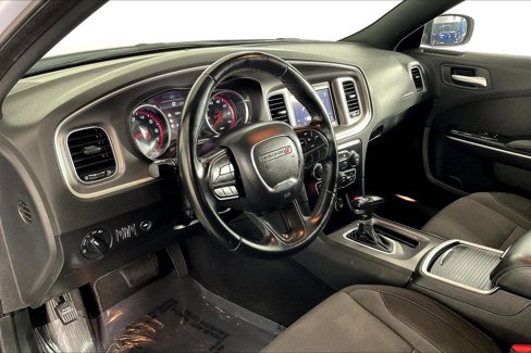 Used 2022 Dodge Charger SXT image 18