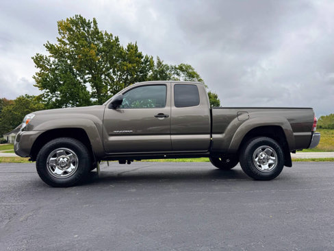 Used 2013 Toyota Tacoma 4x4 Access Cab V6 image 3