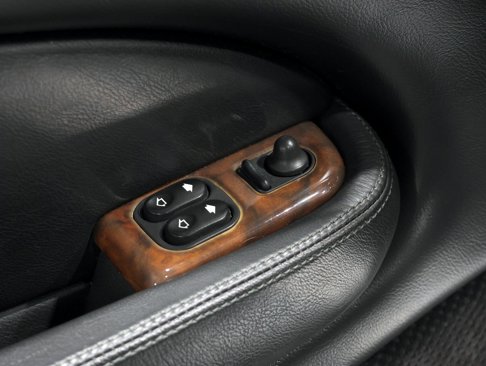 Used 2001 Jaguar XK8 Convertible image 65