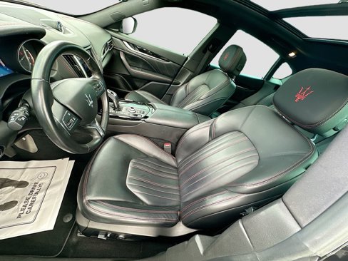 Used 2019 Maserati Levante image 26