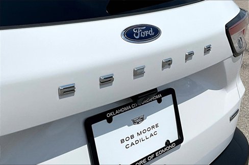 Used 2022 Ford Escape SE image 29