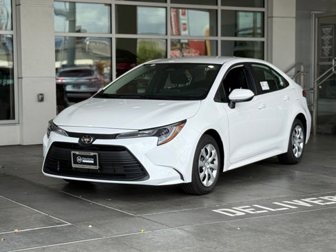 New 2025 Toyota Corolla LE image 2