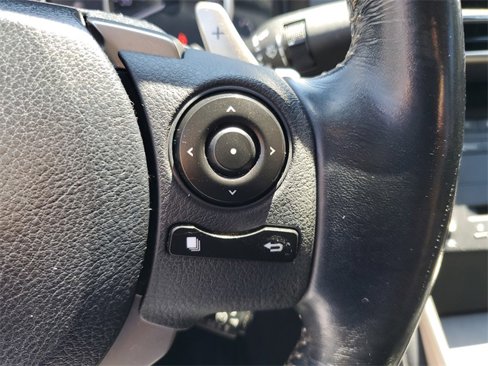 Used 2016 Lexus IS 200t image 29