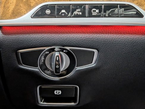 Used 2014 Mercedes-Benz S 550 Sedan image 38