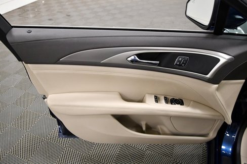 Used 2017 Lincoln MKZ Select w/ Select Plus Package image 12