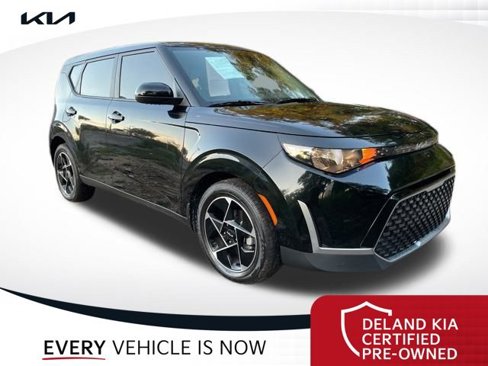 Used 2023 Kia Soul EX image 1