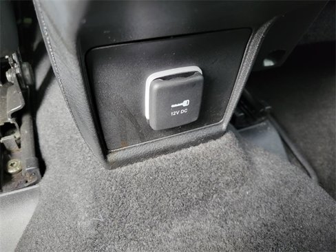 Used 2022 Jeep Compass Limited image 32