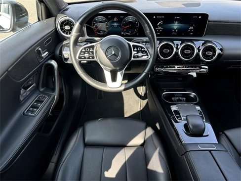 Used 2019 Mercedes-Benz A 220 4MATIC image 8