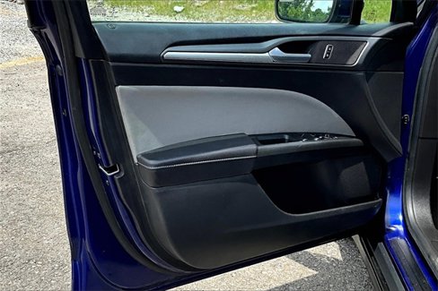 Used 2015 Ford Fusion S image 18