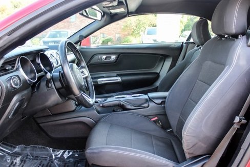 Used 2016 Ford Mustang Convertible image 12