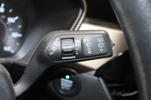 Used 2020 Ford Escape SE image 23