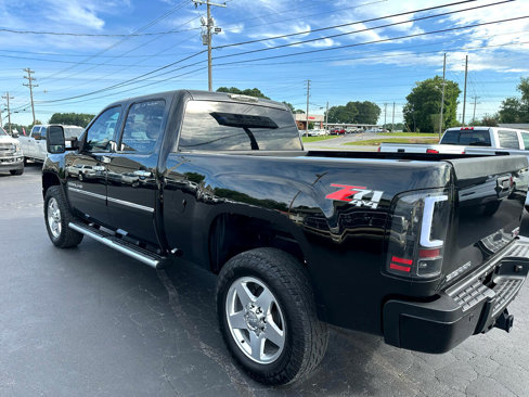 Used 2013 GMC Sierra 2500 Denali w/ Suspension Package, Off-Road image 8