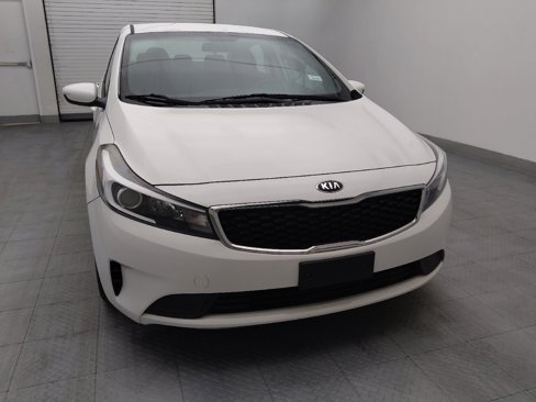 Used 2018 Kia Forte LX image 14
