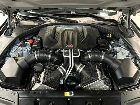Used 2016 BMW M5 image 25