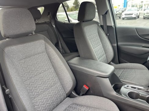 Used 2024 Chevrolet Equinox LT image 11