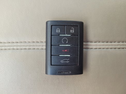 Used 2013 Cadillac XTS Premium image 32