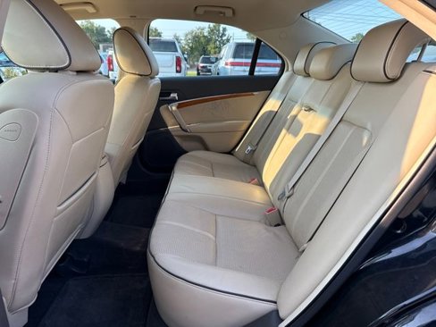 Used 2010 Lincoln MKZ image 20
