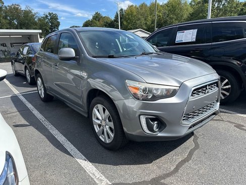 Used 2015 Mitsubishi Outlander Sport SE image 4