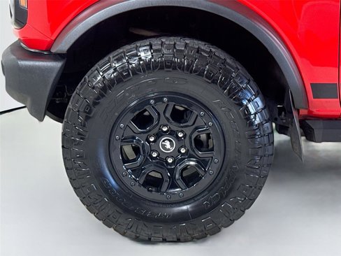 Used 2022 Ford Bronco Wildtrak image 40