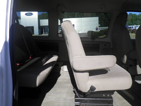 Used 2014 Ford E-350 and Econoline 350 XLT image 21