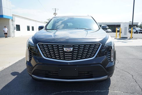 Used 2022 Cadillac XT4 Premium Luxury w/ Safety Alert Package image 8