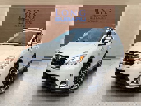 Used 2017 Subaru Crosstrek 2.0i Premium w/ Moonroof Package image 2