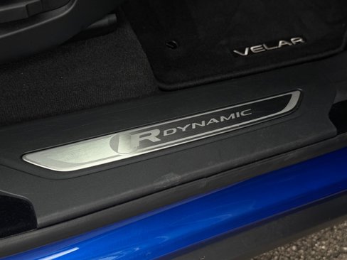 Used 2020 Land Rover Range Rover Velar R-Dynamic S image 20