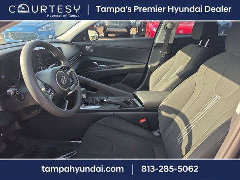 Used 2023 Hyundai Elantra SEL image 16